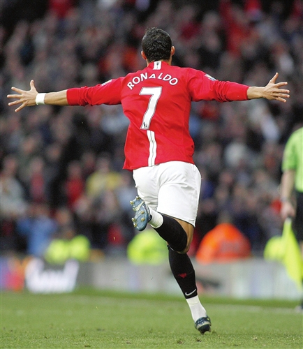 即引起足球 即引起足球